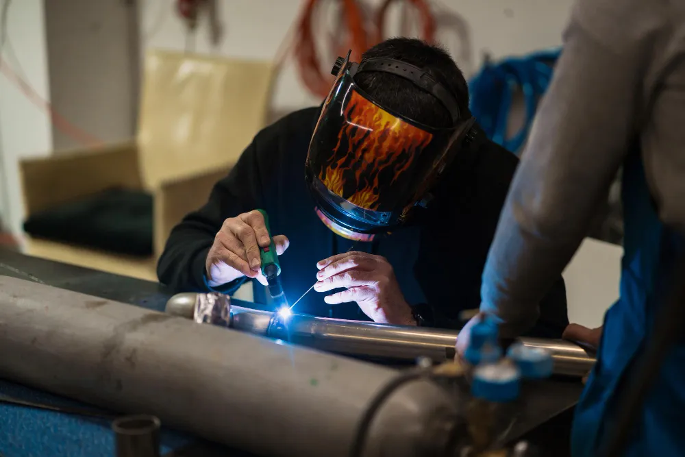 Soldas a Laser, Tig e Mag - RJ // Corte de Chapa a Laser RJ